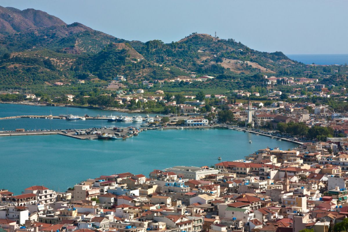 Zante città e il porto visti da Bochali