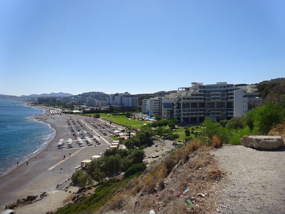 La spiaggia di Faliraki, Rodi