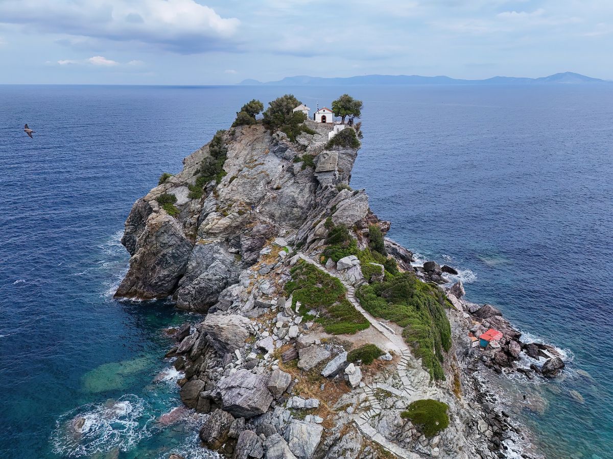La cappella di Agios Ioannis sullo scoglio, Skopelos