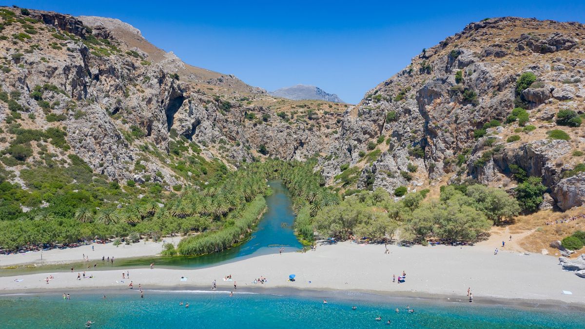 La spiaggia di Preveli con il palmeto e il fiume, Creta